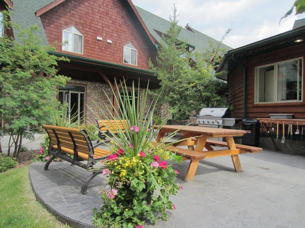 Mystic Springs Chalets & Hot Pools Vila Canmore Exterior foto